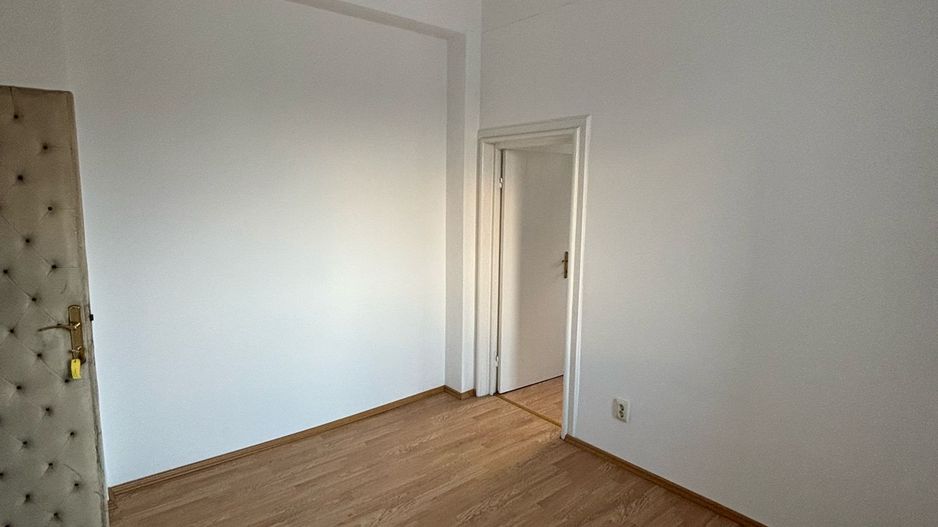 Spatiu de birouri de inchiriat - Piata Romana - Poză 1