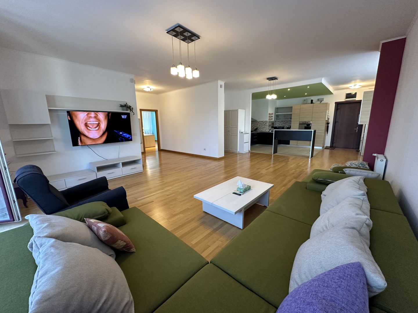 Apartament spatios zona Centrala - Poză 1