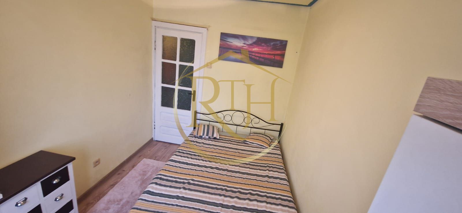 Vand apartament cu 4 camere in zona spitalul judetean,comision ,,0'' - Poză 8