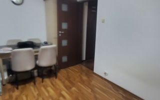 Vanzare apartament 2 camere Titan-Codrii Neamtului, pret negociabil - Poză 2