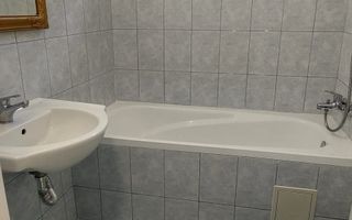 Închiriez apartament  2 camere- Piata Unirii, parțial mobilat - Poză 6