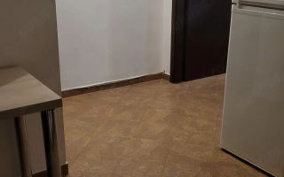 Garsoniera decomandata/etaj 1 /15 min metrou Aparatorii Patriei - Poză 2