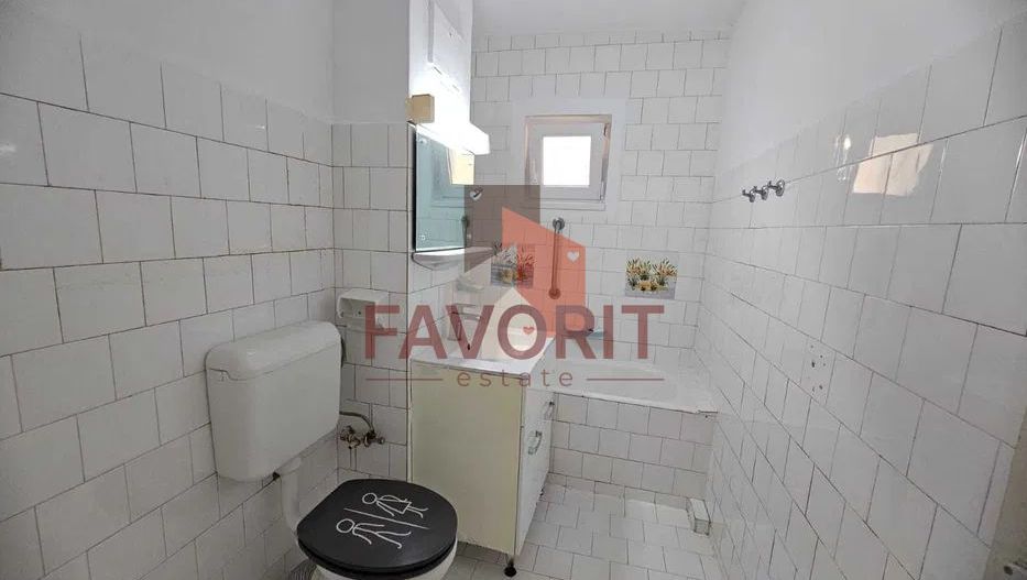 Apartament 3 camere decomandat | Zona Aradului - Poză 4