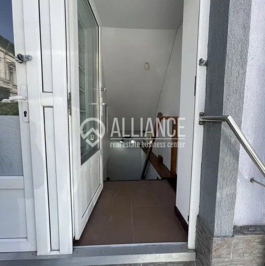 ULTRACENTRAL (COD10) - Spatiu de inchiriat la demisol - Poză 1