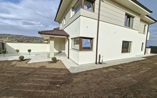 Casa individuala cu teren de 465mp, in Cisnadie - Cisnadioara - Poză 3