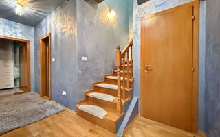 Două case separate , utilizare mixtă– rezidențial & comercial. - Poză 8