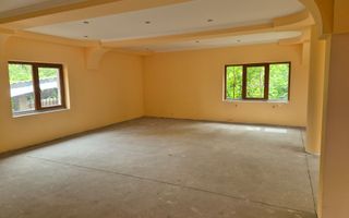 Vand casa 11 camere, P+2, zona OM, pretabil gradinita privata, etc! - Poză 8