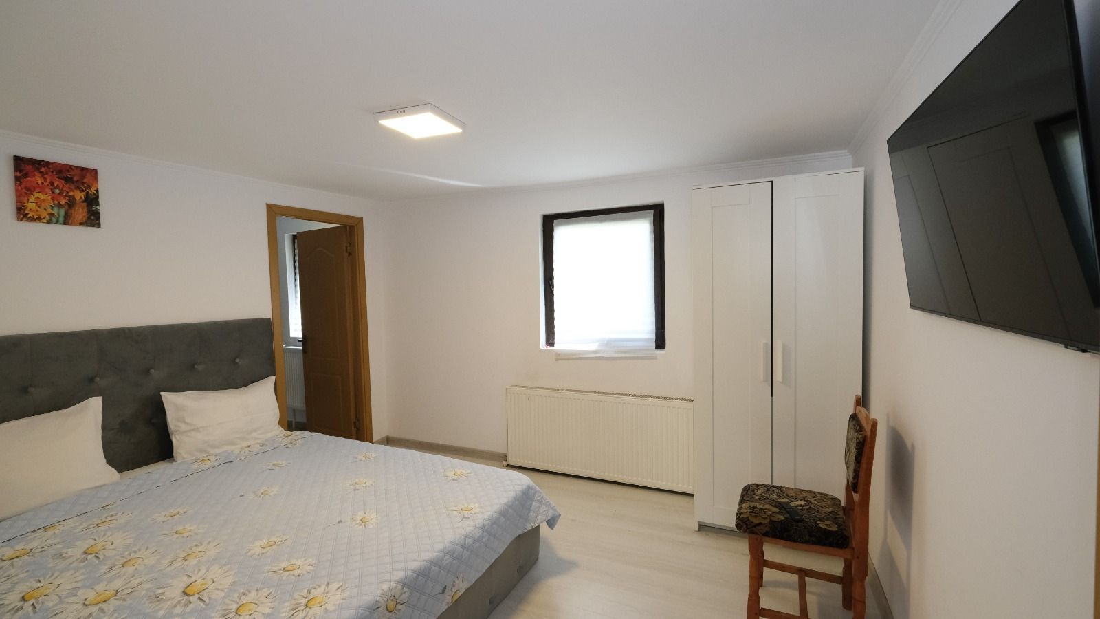 Pensiune la Cheia, moderna, functionala in totalitate, vedere mirifica (chirie) - Poză 5