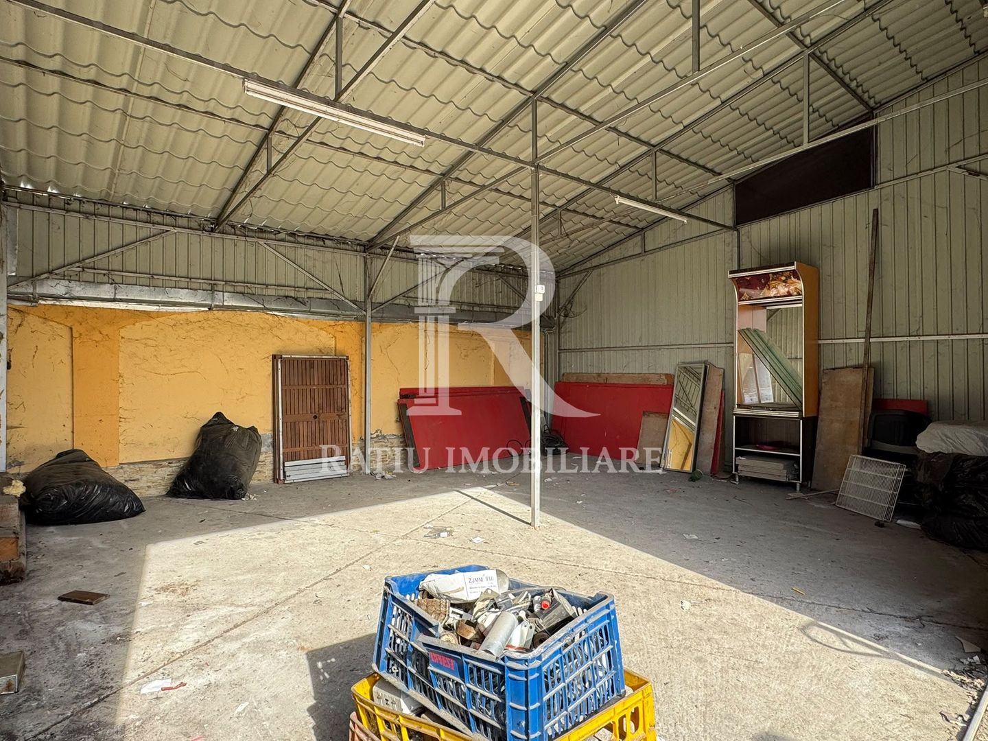 HALĂ DE ÎNCHIRIAT ÎN ORADEA | SPATIU INDUSRIAL | IOȘIA | 300 MP | BOXE - Poză 2