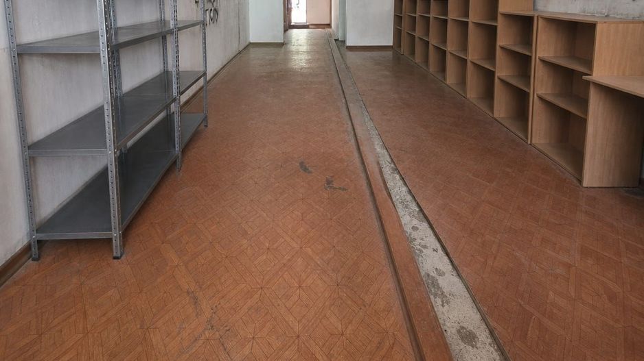 Închiriere spațiu depozitare / acces facil, cu rampa si curte - Poză 2