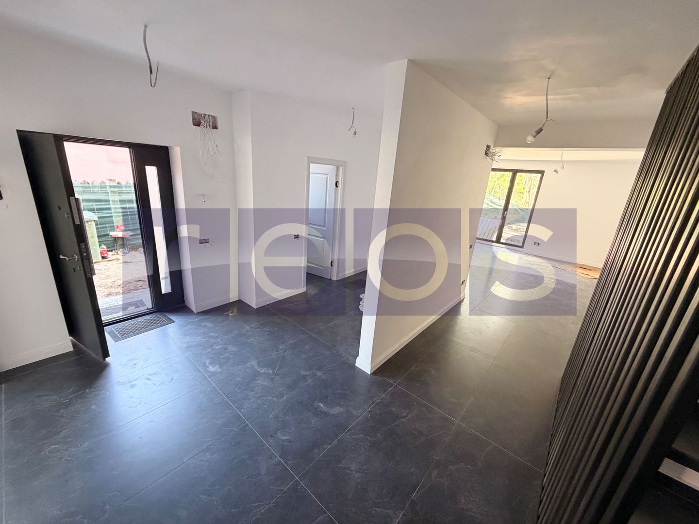 VILA INDIVIDUALA P+1+M | 284 MP UTILI | 5 DORMITOARE | ZONA BUCURESTII NOI - Poză 4