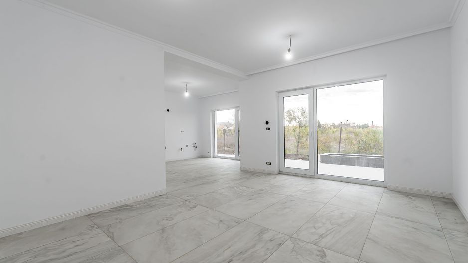 PREȚ REDUS! Vilă nouă cu terasă panoramică și 4 dormitoare, în Gai - Poză 4