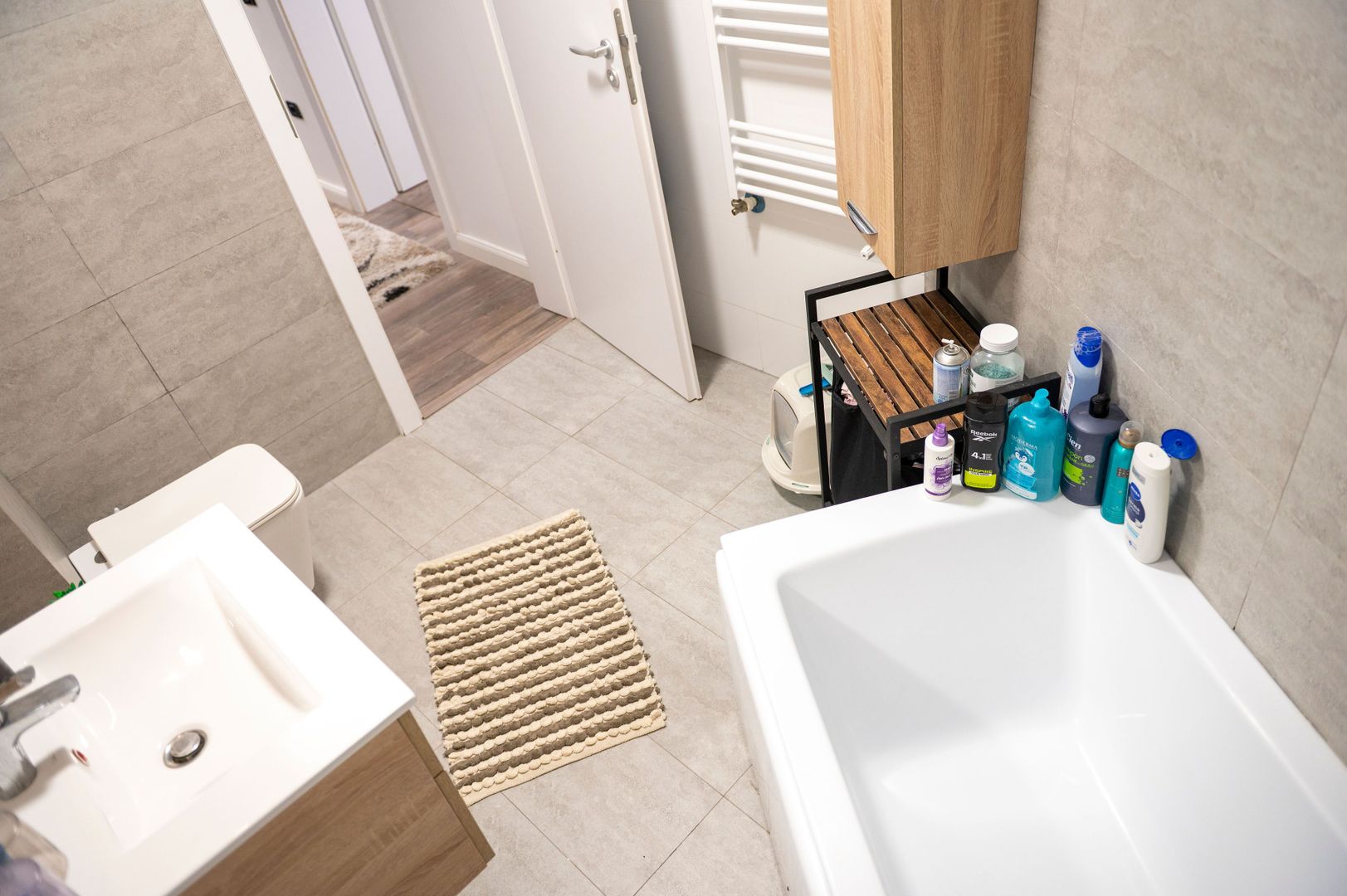 Apartament cu 3 camere si terasa de 49mp, Tomis Nord- Constanta - Poză 17