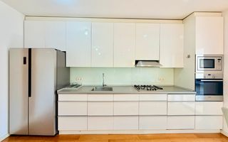 Apartament elegant -curte proprie - garaj - Poză 11