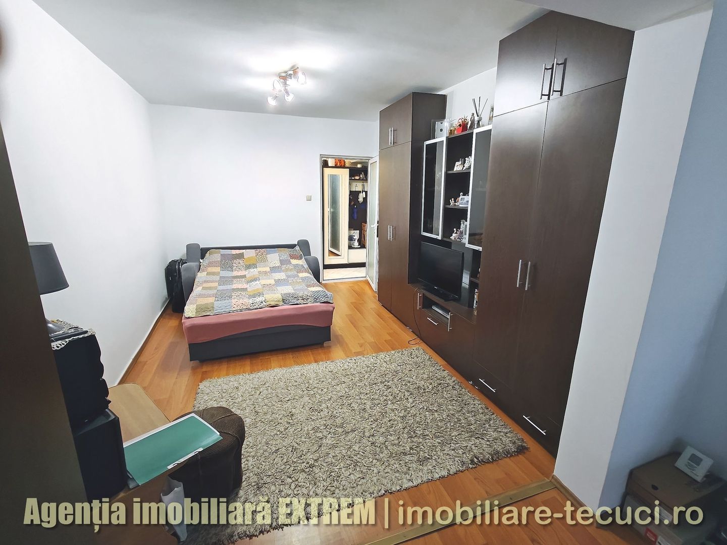 Apartament cu 2 camere, Etajul 1, 59mp, în Zona Industrială din Tecuci - Poză 1