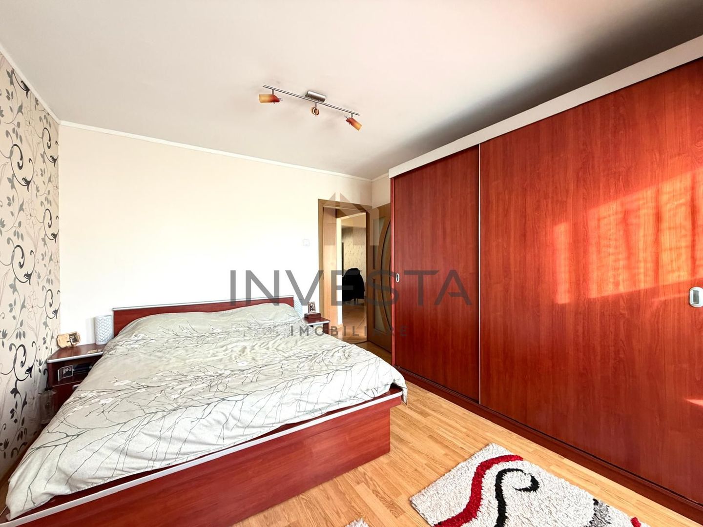 Apartament cu 3 camere in zona strazii Gorunului ! - Poză 8