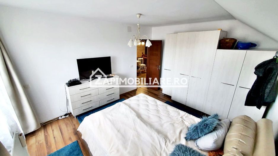Casa 5 camere, 180 mp, 500 mp teren, garaj - Poză 10