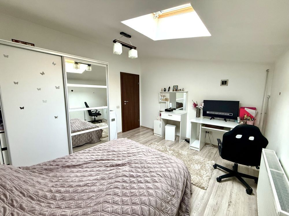 De vanzare Apartament 3 camere Pacii - Poză 3