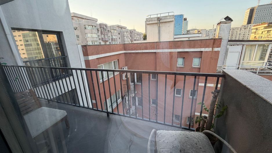 Garsonieră premium de vânzare - Pta Victoriei, bloc nou, terasa. - Poză 9