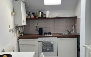 Apartament 2 camere la casă cu pod+curte in  Șelimbăr-Zona Brana - Poză 6