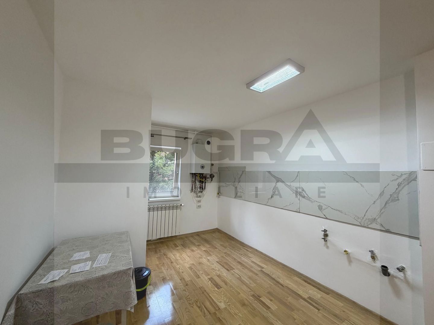 Apartament de 4 camere, decomandat, 95mp, parcare, zona Piata Zorilor - Poză 4