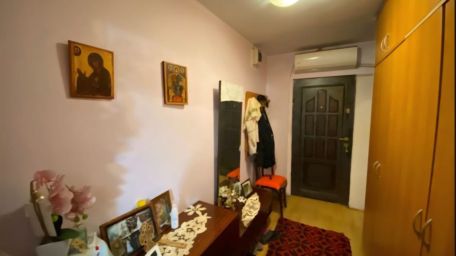 Soarelui-Gen. 30 | 1 Cameră | Etaj 2 | Centrală proprie | Balcon - Poză 2