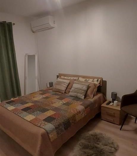 1 camera parter loc de parcare BLOC NOU-Benzinaria ESSO - Poză 6