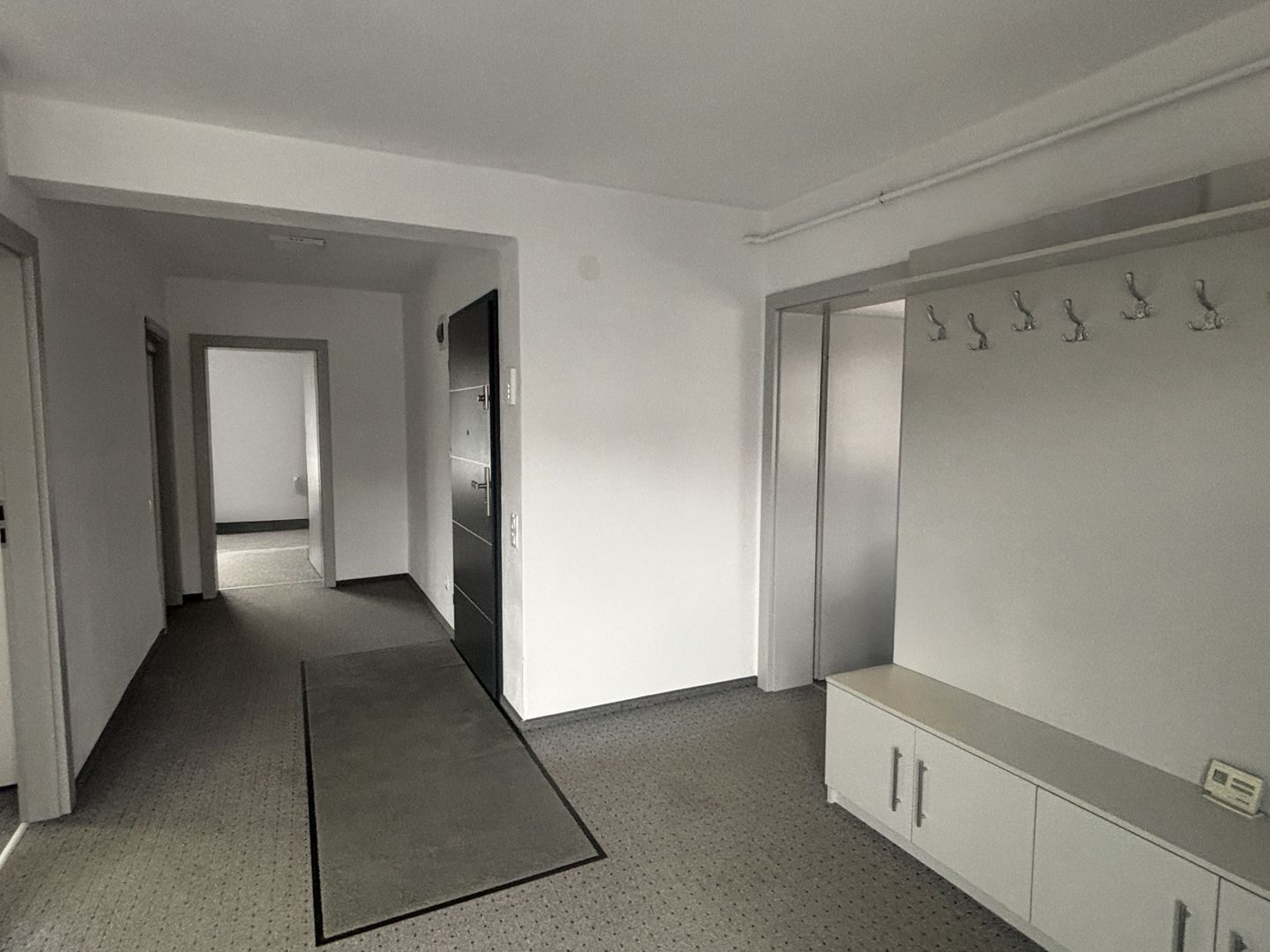Vila Spatioasa 240 mp, Teren 820 mp Sibiu-Arhitectilor - Poză 2