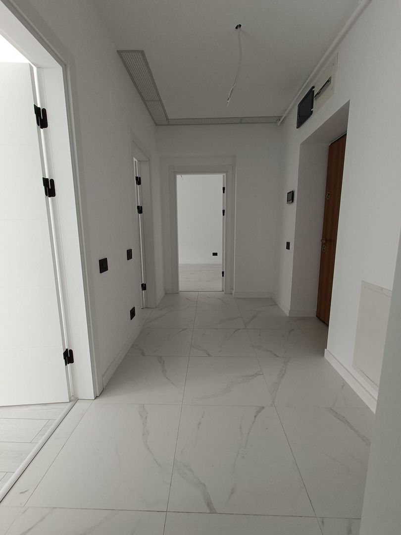 2 camere aproape metrou Berceni, preț promo, complex deosebit - Poză 2
