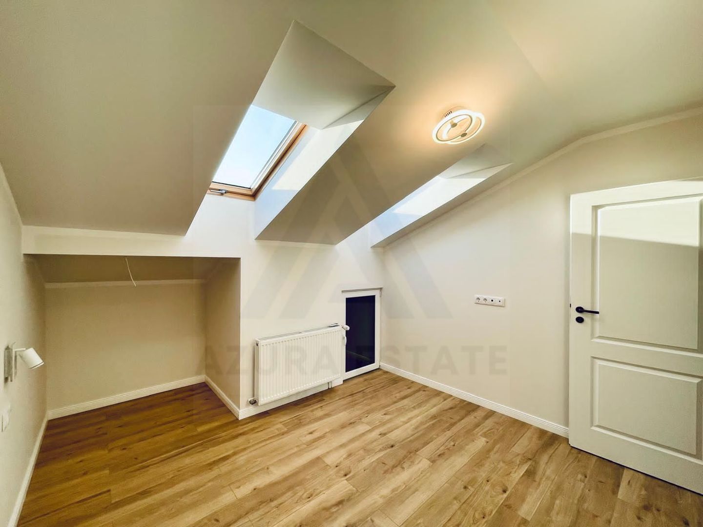 Apartament 4 camere 90 mp utili 2 bai si loc de parcare in Selimbar - Poză 2