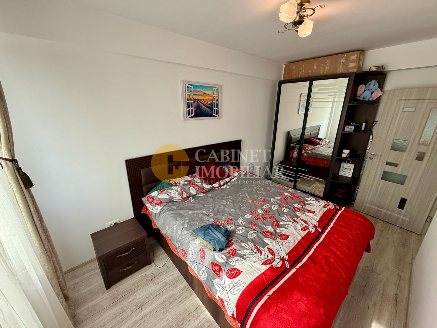 Galata - Etaj Intermediar - Bloc Nou - 2 Camere Decomandat - Poză 3