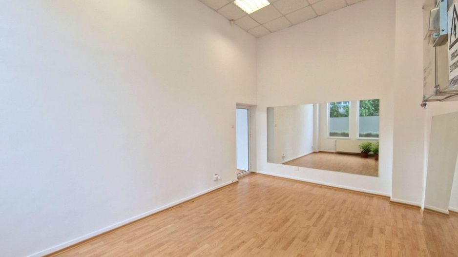 De inchiriat spatiu comercial central - Poză 11