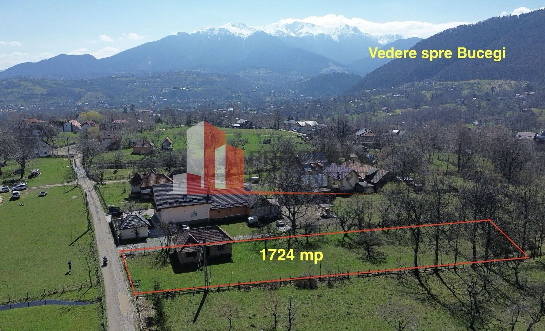 Teren  1.742 mp Bran Predeluț  | utilități | 21 m front stradal - Poză 1