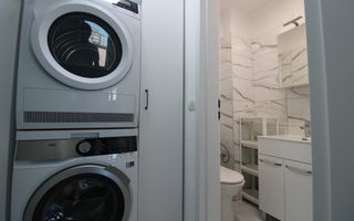 Apartament spatios, amenajat modern, dressing-Cetatii - Poză 20