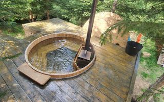 Cabană de vânzare-complet utilată, ideală pentru regim hotelier. - Poză 19