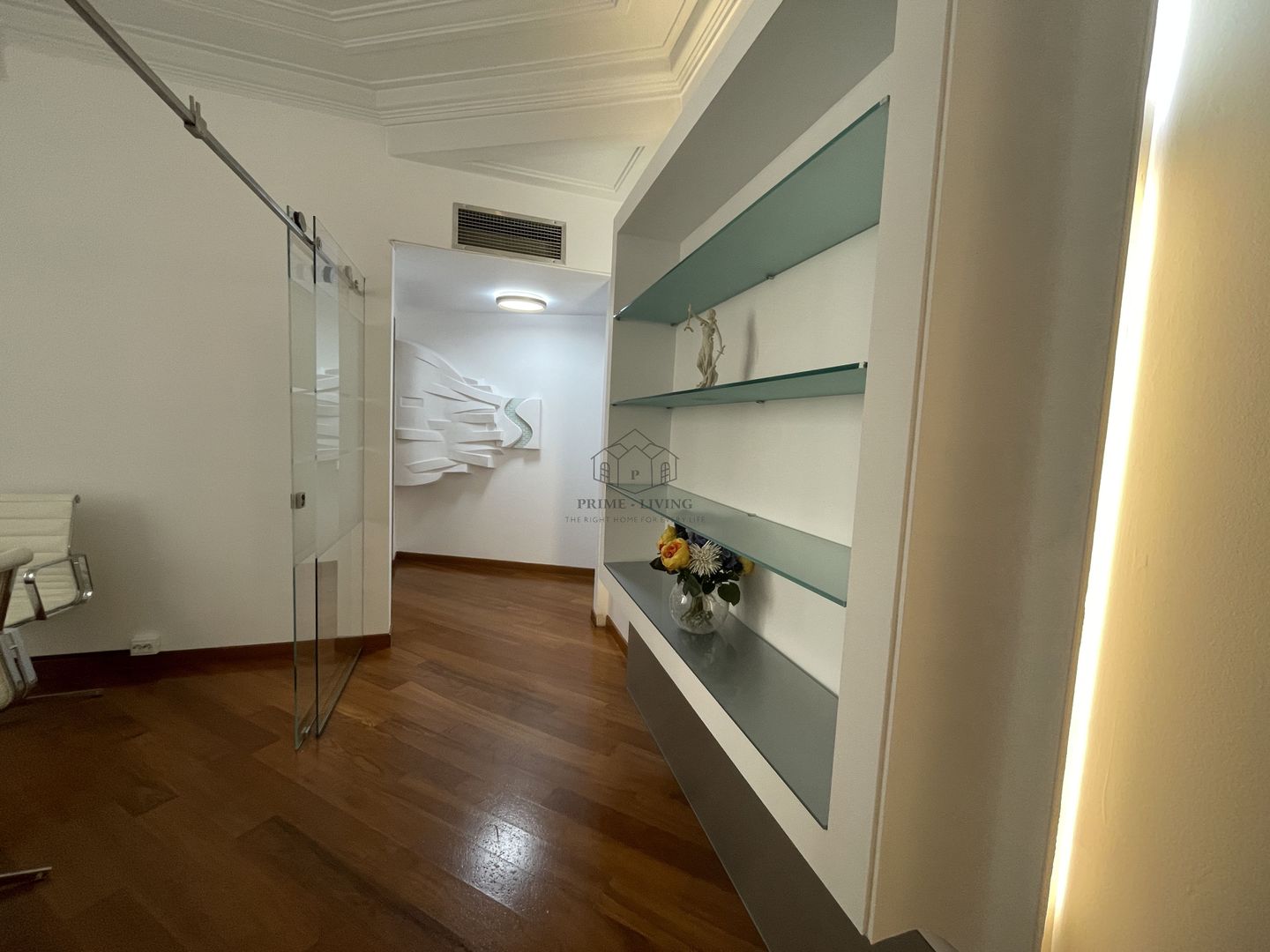 SPATIU DE BIROU/ COMERICIAL DE 160 MP LA INCHIRIERE PE CALEA VICTORIEI - Poză 8