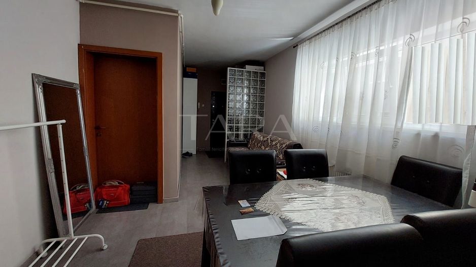 Apartament spațios cu 3 camere în zona Borhanci - Poză 3