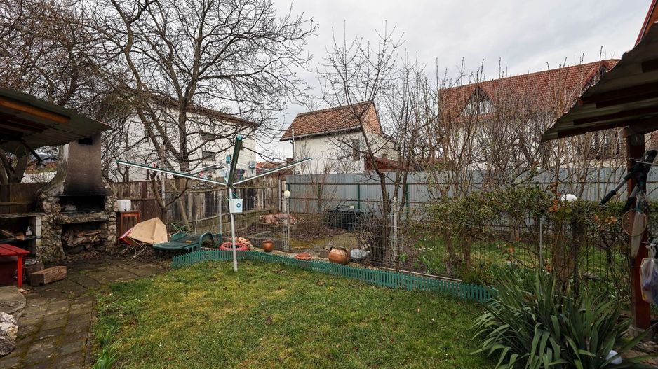 Apartament cu 3 camere la casa | Curte 130 mp | Zona Grivitei strada Vulcan - Poză 22