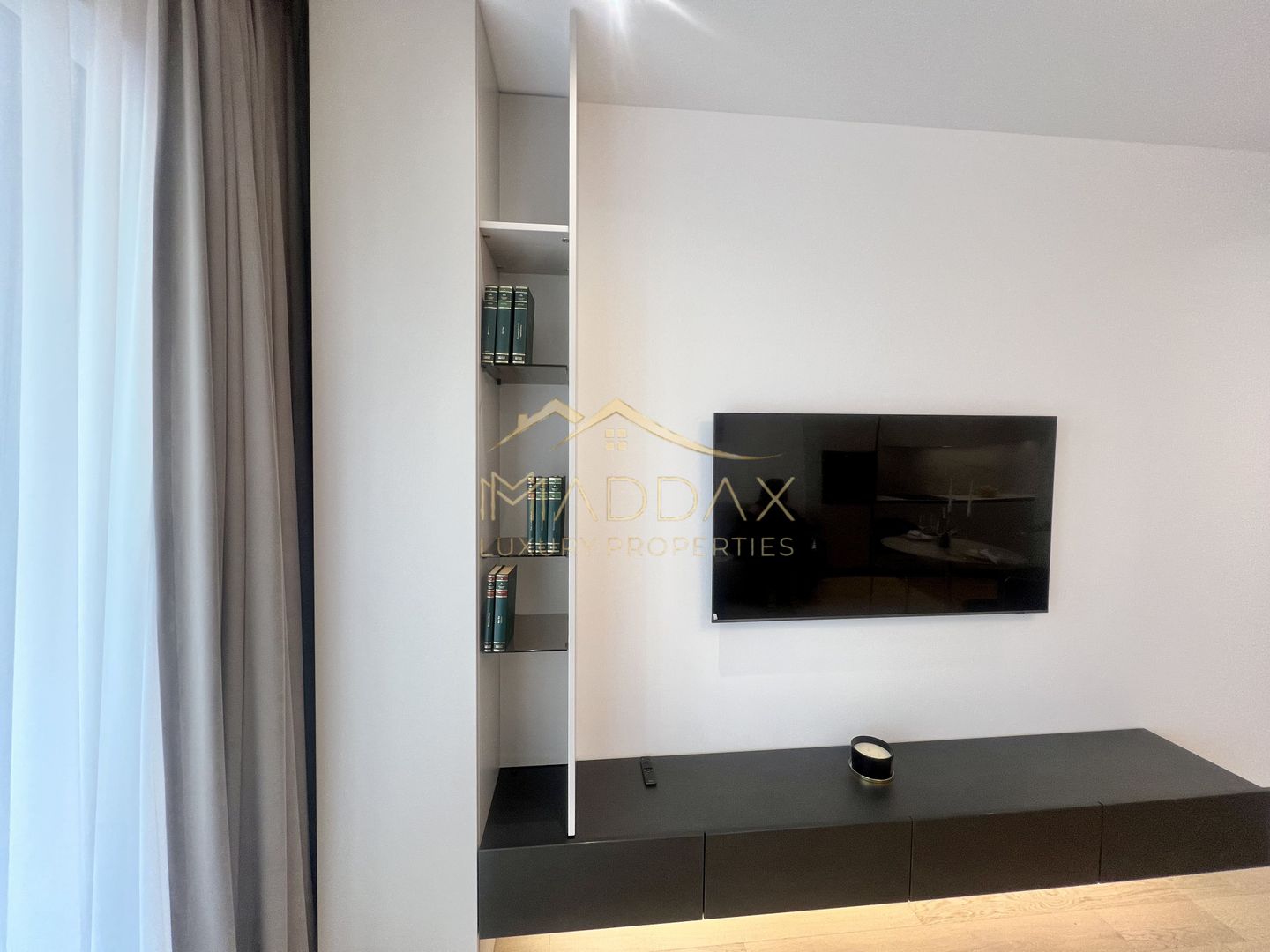 Apartament de Vanzare | 2 camere | Vedere spre lac - Poză 20