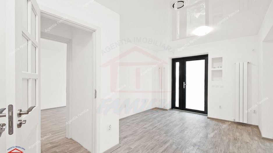 Vanzare spatiu comercial in Galati, str Gheroghe Doja, renovat - Poză 9