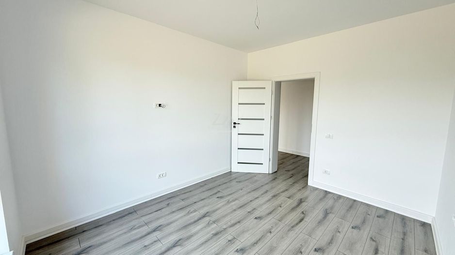 Gradina proprie 79 mp.  2 locuri de parcare. Finisaje la alegere. - Poză 6