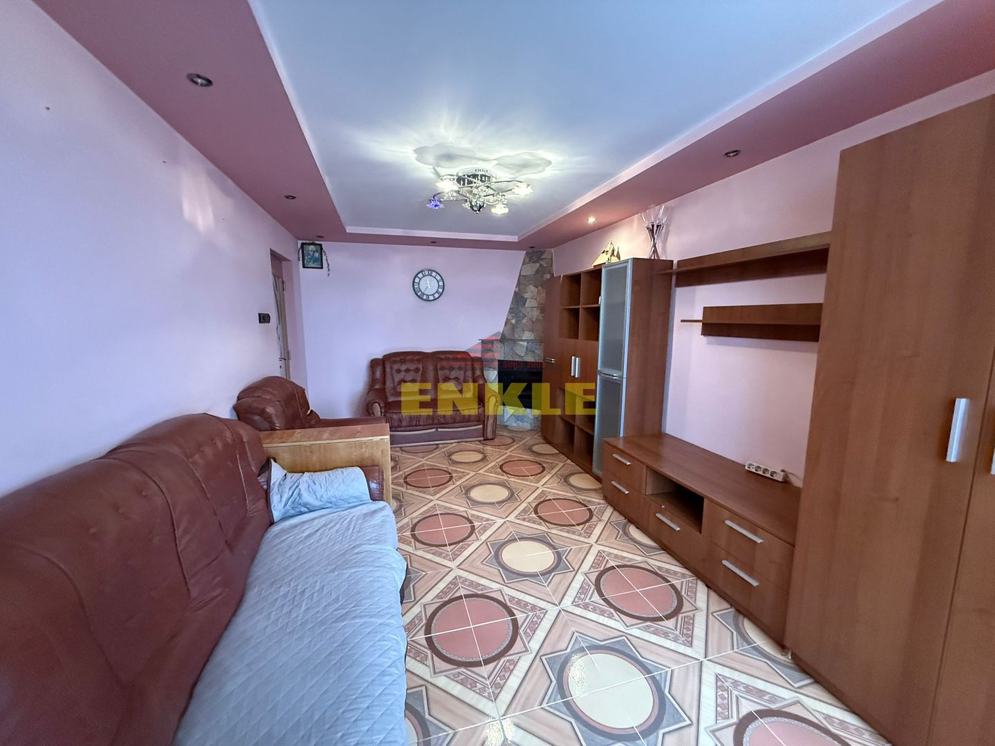 De vânzare – Apartament 3 camere decomandat, Zona Bucovina - Poză 2
