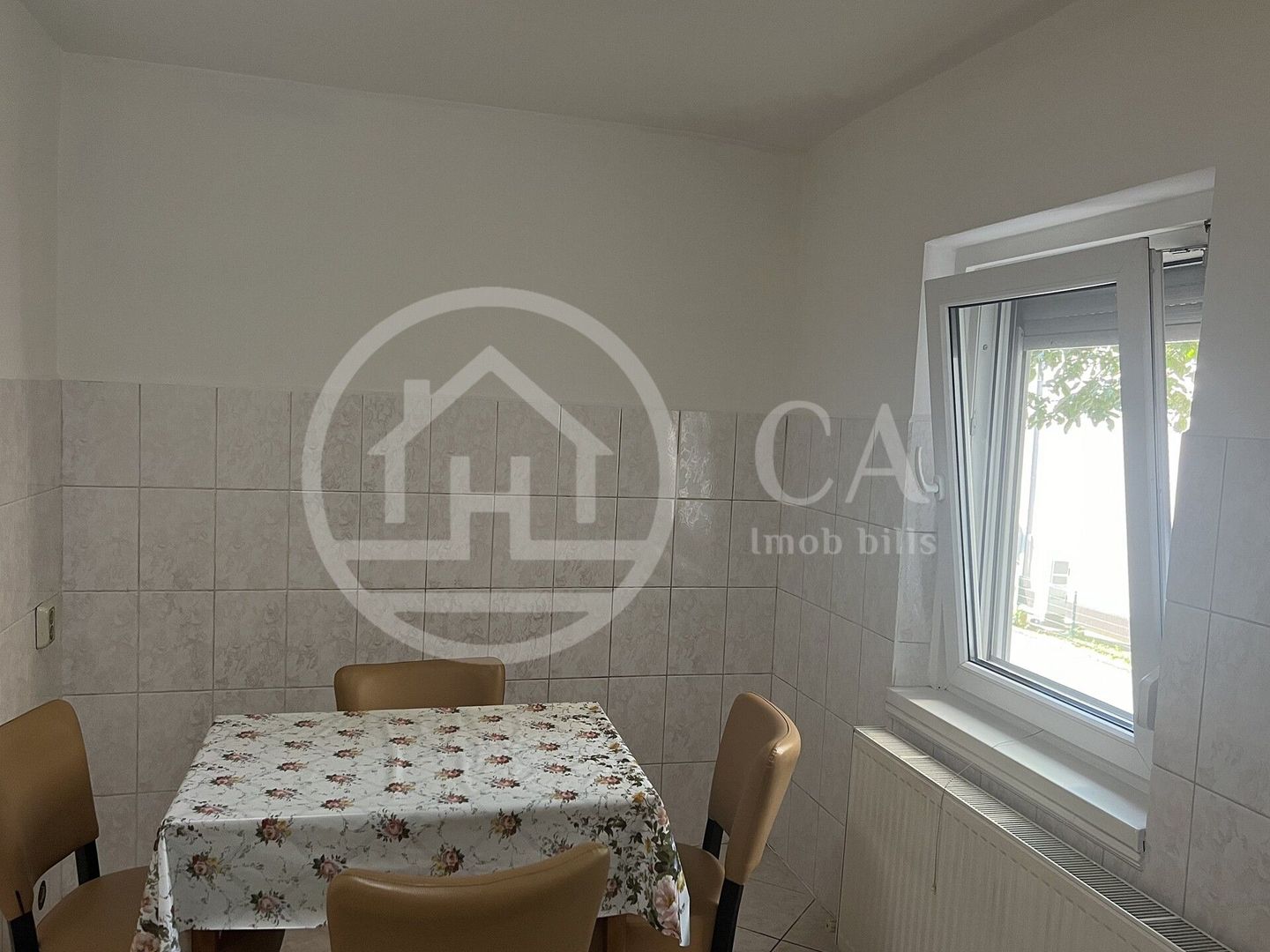 Apartament cu 3 camere de vanzare zona Decebal Oradea - Poză 7