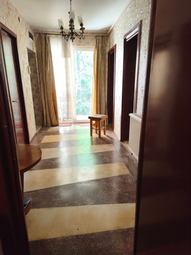 Apartament 4 camere in zona UMFST ( Romanu Vivu ) - Poză 9