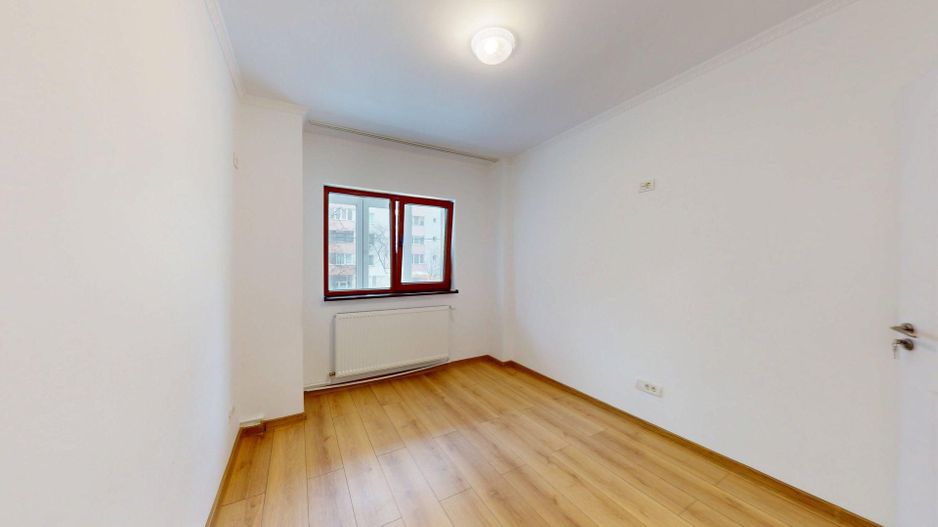 LACUL TEI - Circa 7 | 3 Camere Renovat | 1/8 | 73mp | 1983 - Poză 7