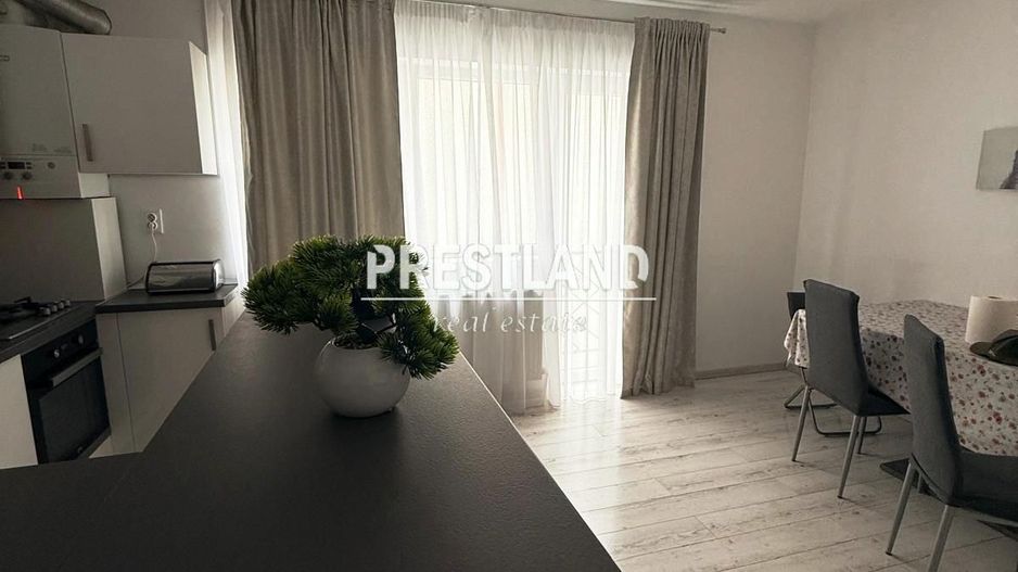 Inchiriez apartament cu 3 caomere, zona Cartierul Arhitecțior-Sibiu !! - Poză 1