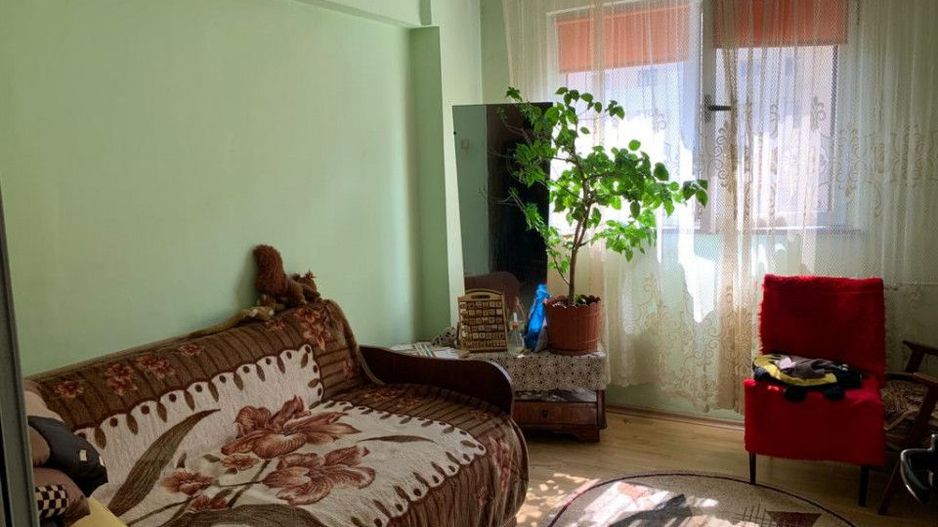 Vanzare Apartement 3 camere Nord L-uri - Poză 6