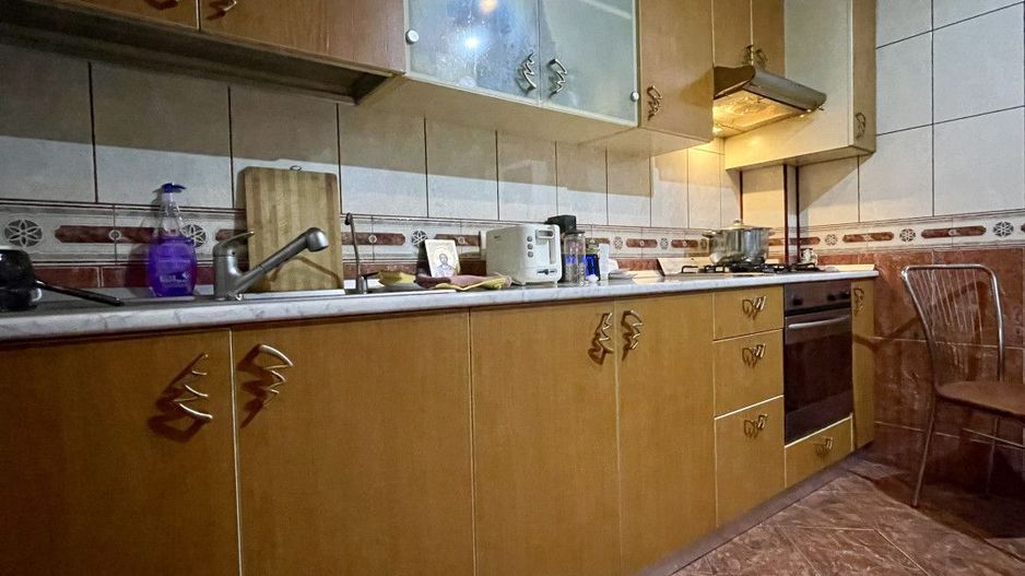 Apartament 3 camere, 2 bai, decomandat, Metrou Obor - Poză 4