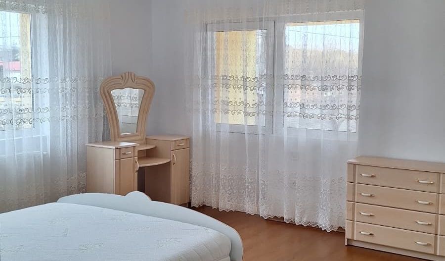 Casa de inchiriat Curtea de Arges - Poză 19