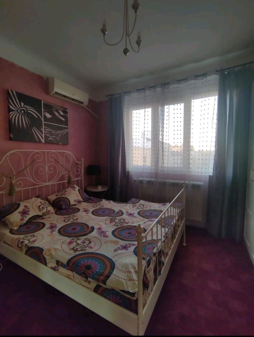 Apartament 3 camere, Unirii, Budapesta, Metrou Tineretului, Stradal - Poză 3
